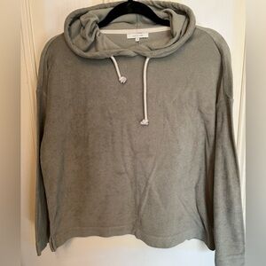 Love & Lore Long Sleeve Pale Green Terrycloth Hoodie Small